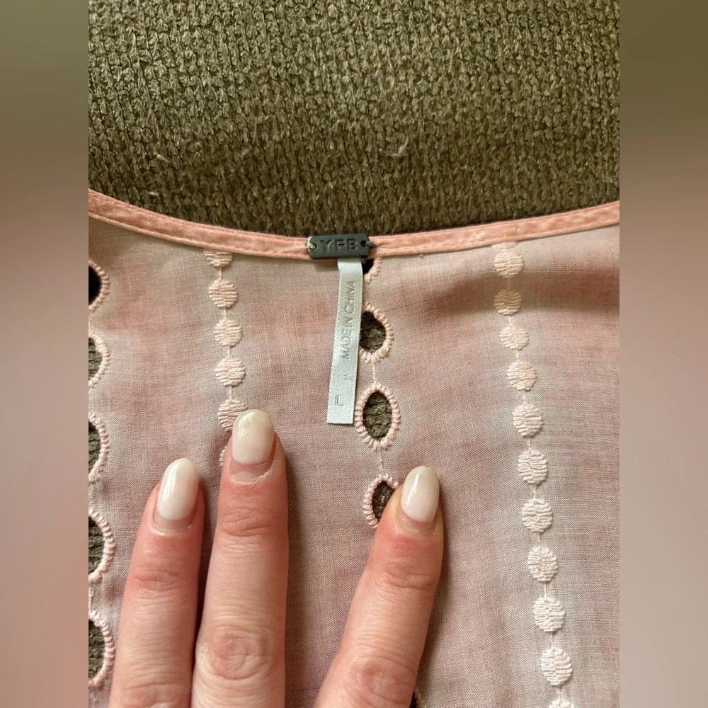 Young Fabulous & Broke Costa Eyelet High Low Dress// Mauve // Large - Picture 4 of 4